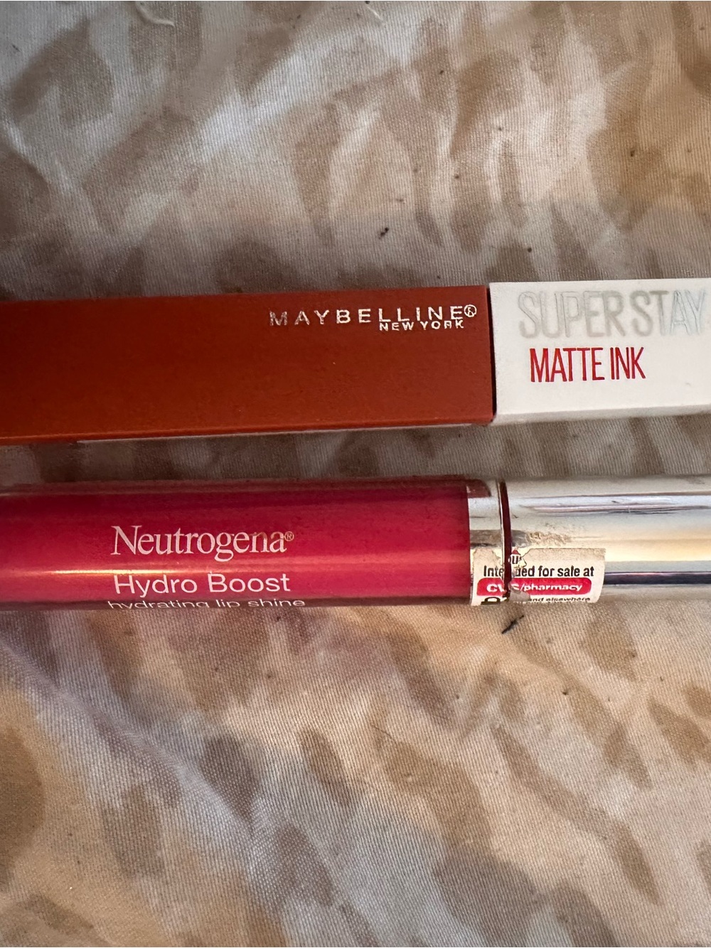 Maybelline Matte Ink Liquid LipstickBurnt Orange and neutrogena raspberry bundle